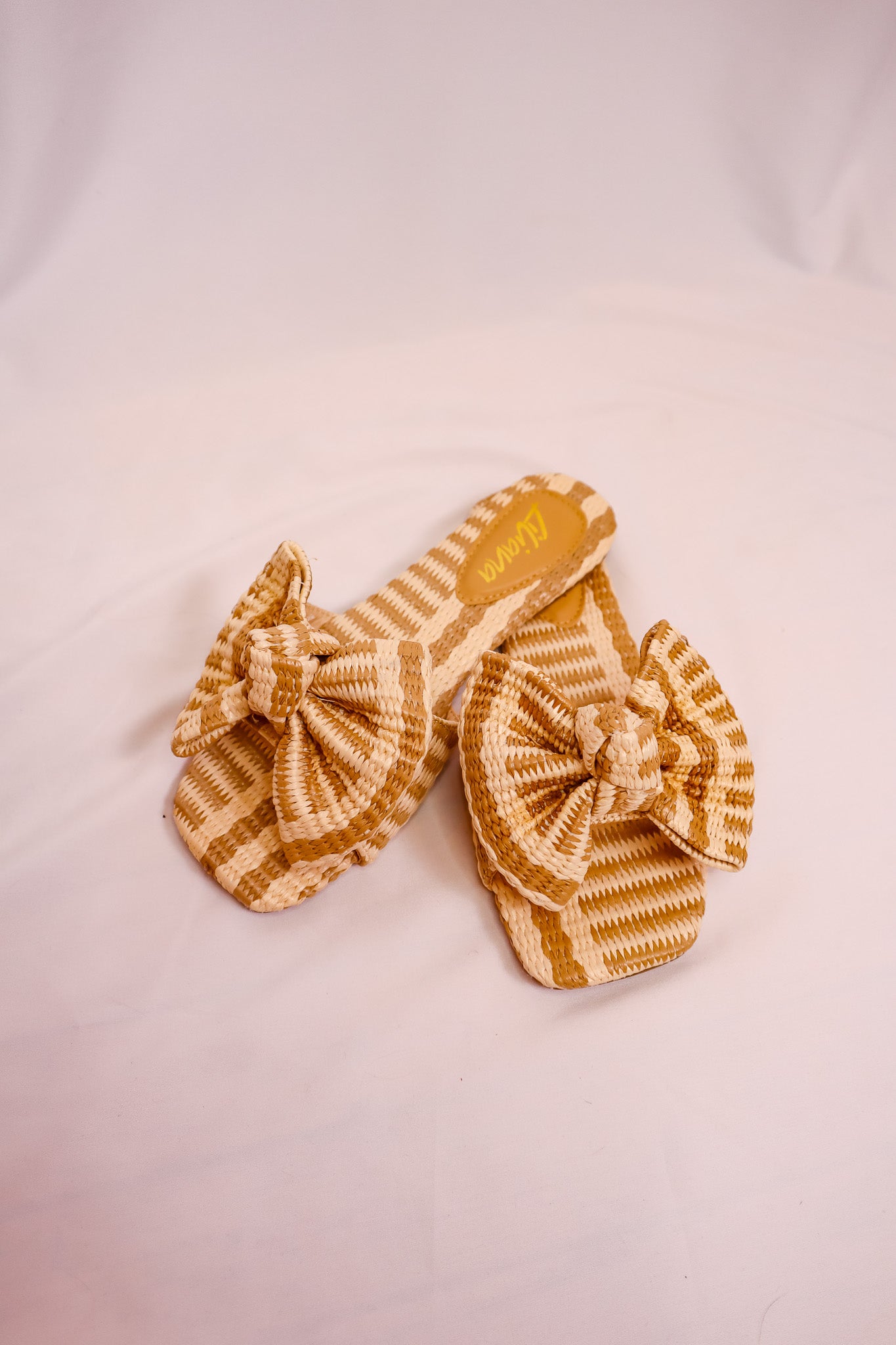 Seaside Bow Sandals