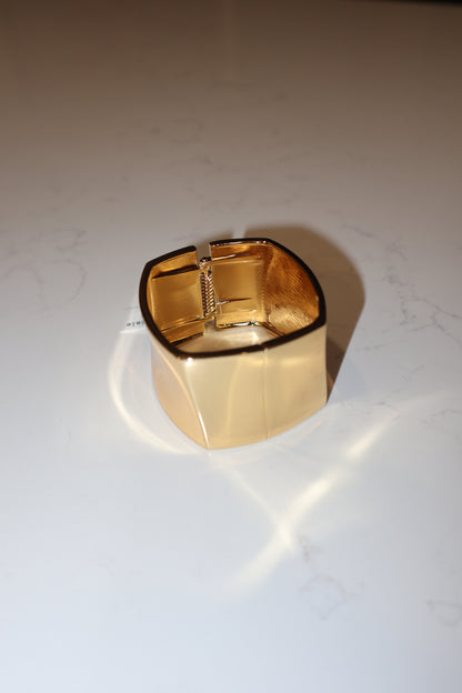 Golden Edge Bangle