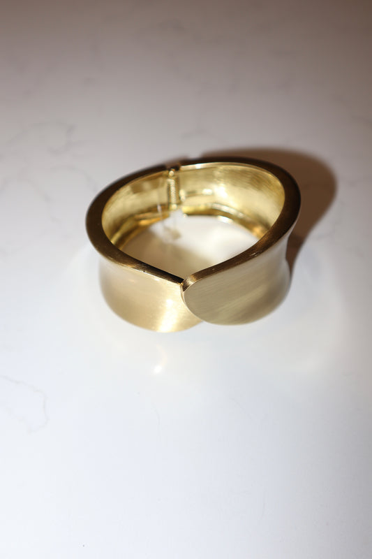 Luxe Curve Cuff