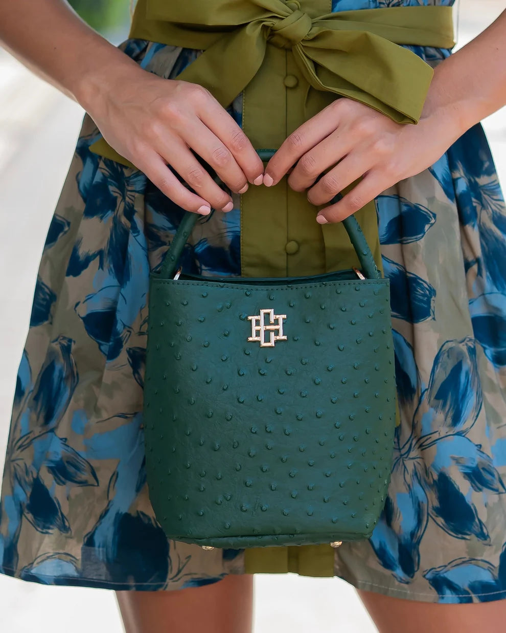 Caroline Hill Breyer Bucket Bag Hunter Green