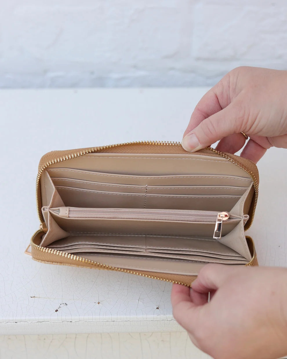 Caroline Hill Penelope Wallet Natural